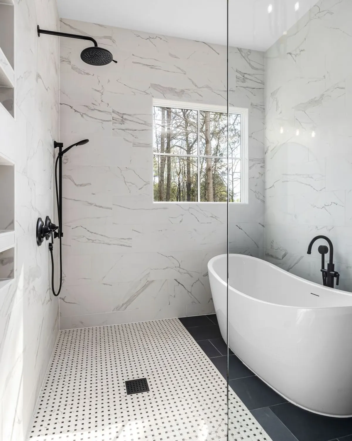 Lumen Stone Bath